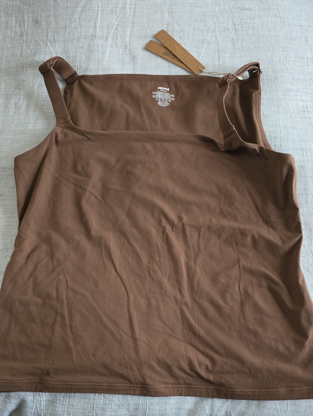 SKIMS Fits Everybody Scoop Neck Back Smoothing Cami Size:2X Jasper